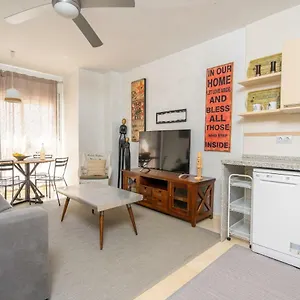 Turistic 4-attic Apartamento Málaga